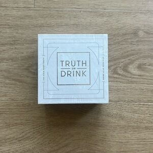 TRUTH or DRINK card game